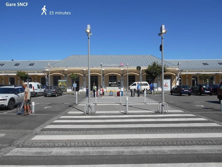 Foucault - Appartements - Au Coeur De Lourdes Exterior foto